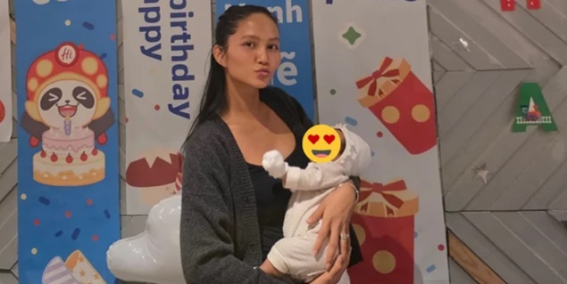 Netizen lại "soi" chuyện H'Hen Niê chăm con