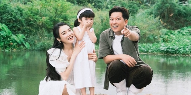 Nửa triệu người xem con gái Trường Giang - Nhã Phương catwalk