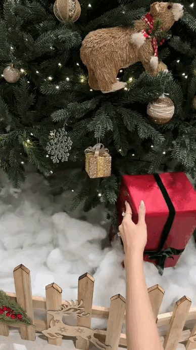 Hoa hậu Đỗ Hà tự tay làm một điều trong Giáng sinh đầu tiên bên chồng Viết Vương