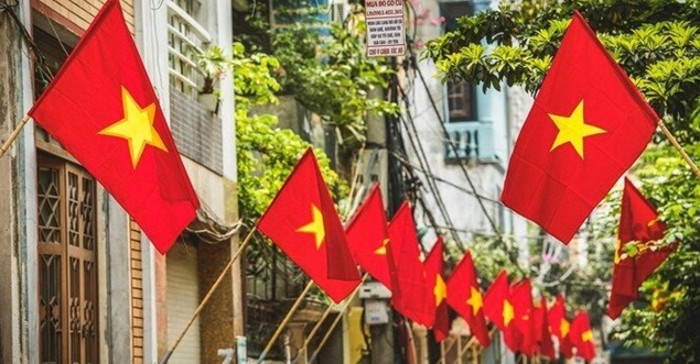 Bộ Nội vụ lên tiếng trước thông tin "nghỉ Giỗ Tổ, 30/4-1/5 kéo dài 9 ngày"