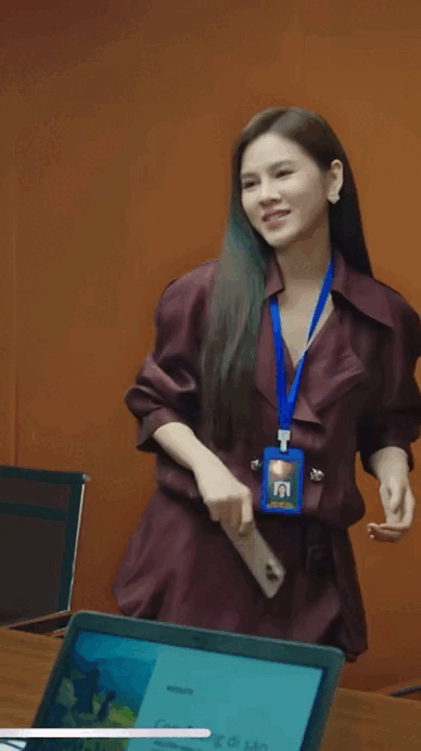 Mỹ nhân Việt biến phim trường thành sàn diễn thời trang, mặc bộ nào cũng được khen