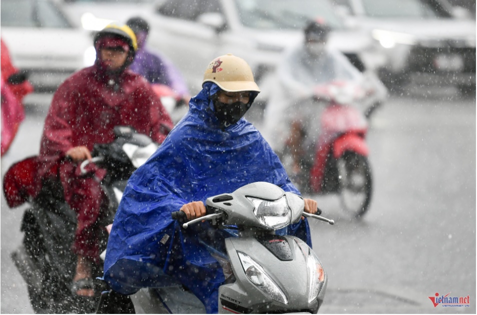 Dự báo thời tiết 1/4/2026: Miền Bắc đón không khí lạnh, nguy cơ mưa giông, lốc sét