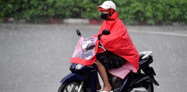 Dự báo thời tiết 19/4/2026: Miền Bắc mưa giông nhiều nơi, Nam Bộ gia tăng nắng