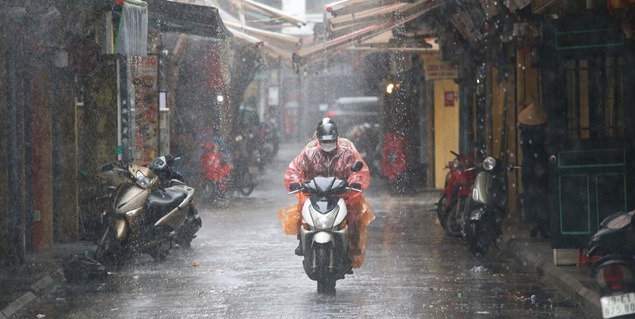 Ảnh hưởng không khí lạnh, nhiều nơi ở miền Bắc và miền Trung mưa to