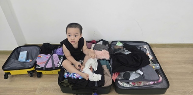 Cho con đi du lịch dịp nghỉ lễ, tôi “tăng xông” vài chục lần mỗi ngày