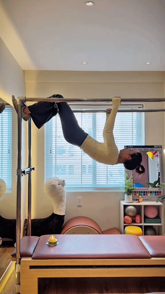 Ngọc nữ Vbiz có cách treo người để giữ dáng đẹp nhiều người ngưỡng mộ