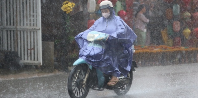 Miền Bắc mưa to đến rất to, cảnh báo khả năng cao xảy ra lốc và mưa đá