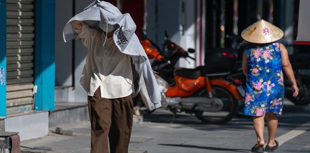 Miền Bắc, Trung Bộ bước vào đỉnh điểm nắng nóng, Hà Nội vượt ngưỡng 40 độ C