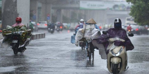 Cảnh báo mưa giông, sấm sét trong 2 giờ tới ở Hà Nội, người dân cần chủ động đề phòng thời tiết cực đoan