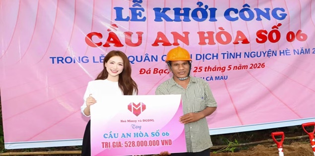 Hòa Minzy tài trợ hơn 500 triệu đồng xây cầu cho người dân Cà Mau, đón tuổi mới bằng hành động ý nghĩa


