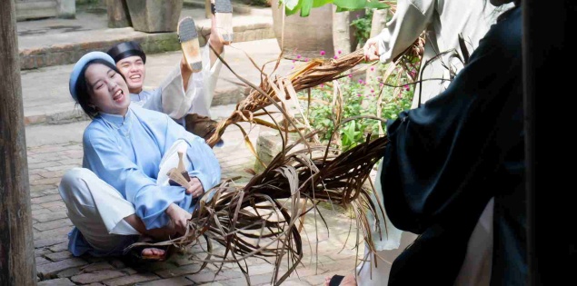 Du khách hào hứng trải nghiệm không gian làng quê suốt mùa hè ở Nha Trang