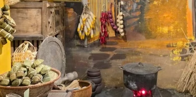 Tái hiện Tết Đoan ngọ từ dân gian đến cung đình Thăng Long
