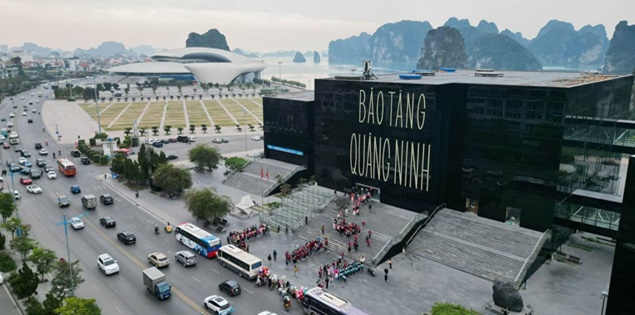 Sức hút từ bảo tàng Quảng Ninh nằm ngay bên bờ di sản