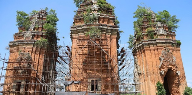 'Hồi sinh' tháp Chăm cao nhất Đông Nam Á