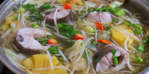 Canh chua cá lóc bông so đũa đánh thức hương vị miền Tây mùa nước nổi