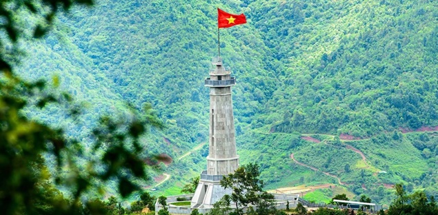 Điện Biên công nhận điểm du lịch Cột cờ A Pa Chải nơi cực Tây Tổ quốc