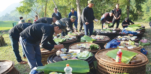 Lễ "Khô già già" của người Hà Nhì đen ở Nậm Pung