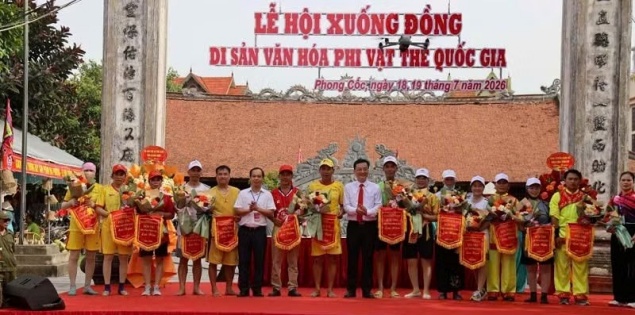 Đặc sắc ngày hội xuống đồng trên đảo Hà Nam