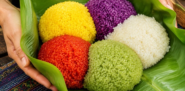 Xôi ngũ sắc gửi gắm quan niệm về đất trời của người vùng cao