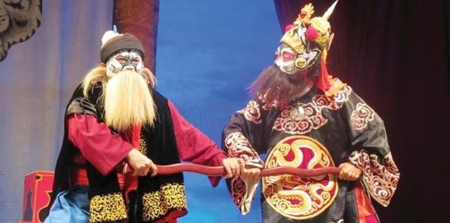 Đưa tuồng Huế đến gần hơn du khách
