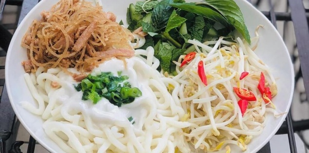 Bánh tằm bì ăn sáng dân dã mang hương vị đặc trưng miền Tây